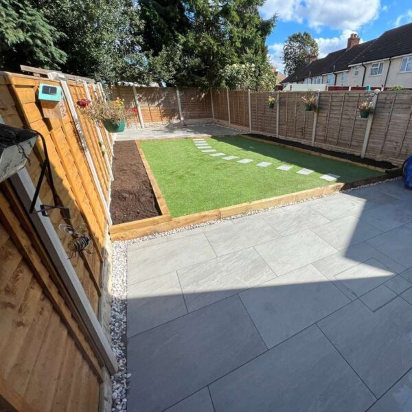 Kandla Grey Outdoor Porcelain Paving Tiles – 900x600mm – 20mm - Image 4