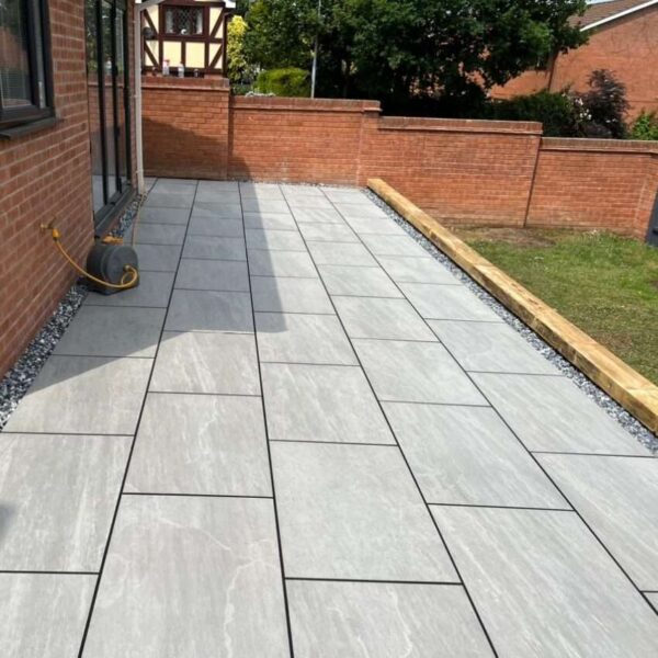 Kandla Grey Outdoor Porcelain Paving Tiles – 900x600mm – 20mm